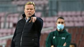 L'entraîneur du FC Barcelone, Ronald Koeman, lors du match de Ligue des champions, contre le Dynamo Kiev, le 4 novembre 2020.