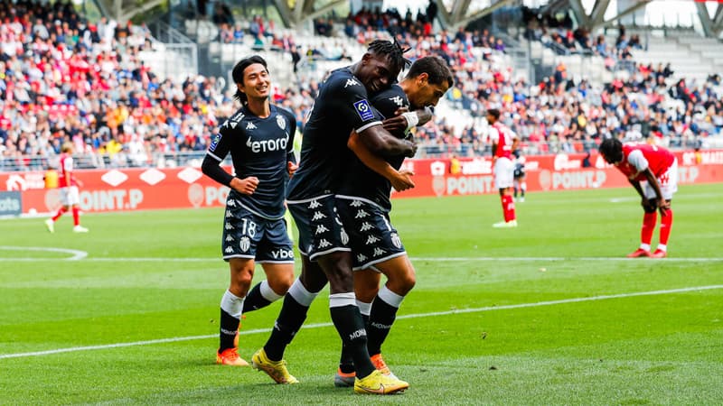 T. Minamino, B. Embolo et W. Ben Yedder
