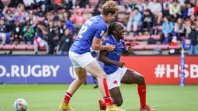 Paul LERAITRE et William IRAGUHA, joueurs de l'équipe de France de rugby à 7, le 12/05/2023 lors du World Sevens à Toulouse