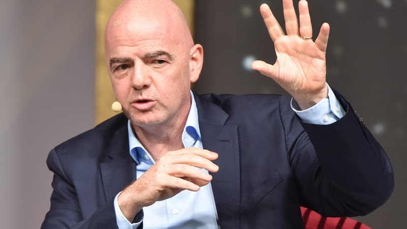 FIFA: Infantino remet les choses au clair sur la nouvelle règle des mains