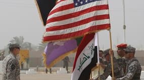 Conformément à la promesse du président Barack Obama de mettre fin aux opérations américaines de combat en Irak d'ici le 31 août, les forces américaines en Irak ont transféré aux forces de sécurité irakiennes le contrôle de toutes les tâches de combat lor