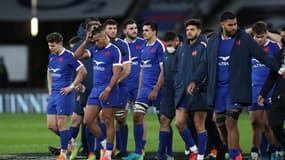 Le XV de France après la défaite en Angleterre.