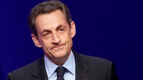 Près de deux Français sur trois estiment que Nicolas Sarkozy a encore un avenir politique malgré sa mise en examen pour "abus de faiblesse" dans le cadre de l'affaire Bettencourt, selon un sondage BVA pour Le Parisien Dimanche. /Photo d'archives/REUTERS/Y