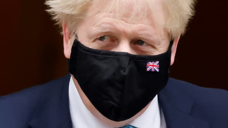 Le Premier ministre britannique Boris Johnson se rend à la Chambre des Communes, à Londres, le 26 janvier 2022.