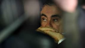 Carlos Ghosn aurait pris un train entre Tokyo et Osaka