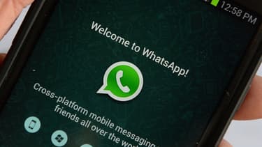 En 2014, Mark Zuckerberg, patron et fondateur de Facebook (maison-mère de WhatsApp), indiquait que pour se lancer dans une stratégie de monétisation de ses services, il fallait attendre de toucher au moins un milliard de personnes.