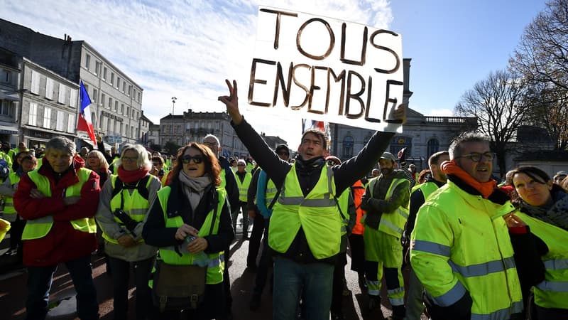 Les gilets jaunes adressent leurs revendications 