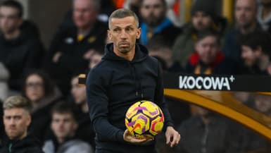 L'entraîneur Gary O'Neil lors d'un match de Wolverhampton en novembre 2024