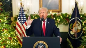 Le président américain Donald Trump s'adresse à la nation depuis le salon diplomatique de la Maison-Blanche à Washington, le 17 décembre 2025.