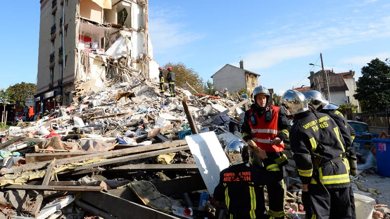 Un immeuble d'habitation de 4 étages s'est effondré dimanche matin à Rosny-sous-Bois en Seine-Saint-Denis.