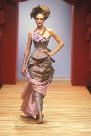 Exposition 1997:  le palais Galliera commémore le big bang de la mode