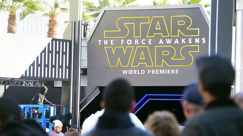 Une salle de cinéma qui projette Star Wars à Hollywood