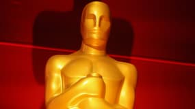 Une statuette géante des Oscars photographiée le 3 mars 2024 à l'Academy Museum of Motion Pictures à Los Angeles