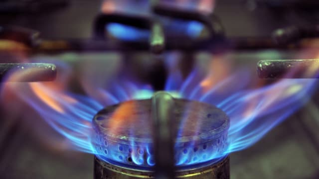 En France, 7,4 millions de foyers adhèrent aux tarifs réglementés du gaz.