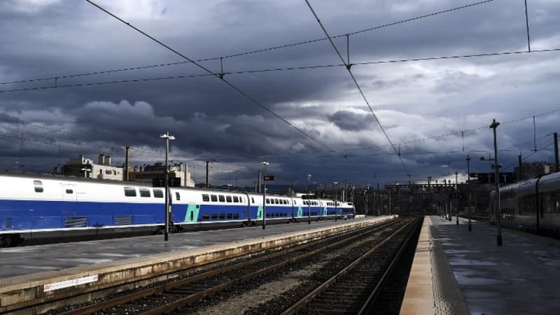 Le train a déraillé peu avant son arrivée à la gare Saint-Charles (ILLUSTRATION) 