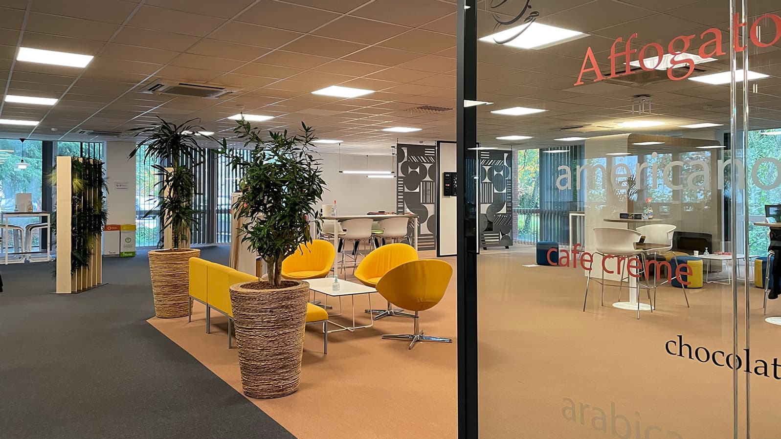 Ambiance Concept transforme les espaces inoccupés en salle de pause ou coin café Ambiance Concept transforme les espaces inoccupés en salle de pause ou coin café