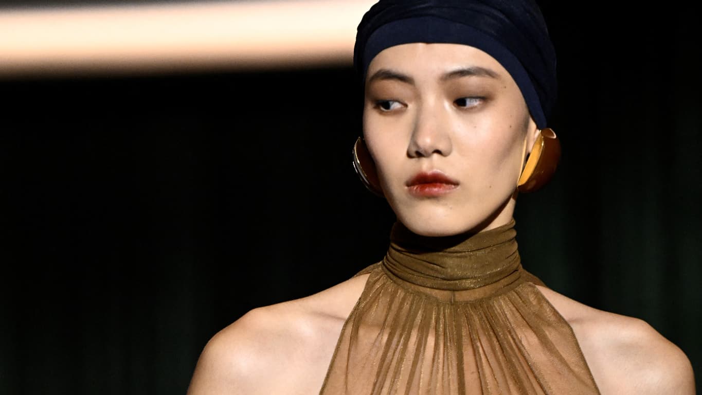 Défilé Saint Laurent automne hiver 2024