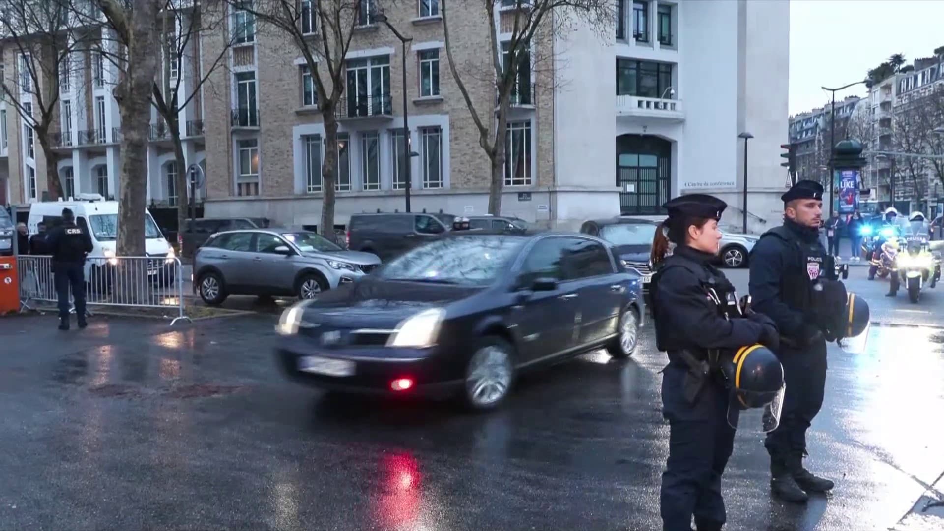 Le convoi d'Emmanuel Macron arrivant au Salon de l'agriculture, le 22 février 2025