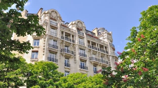 Le parc immobilier des SCPI est constitué de biens professionnels à haute valeur et de biens résidentiels