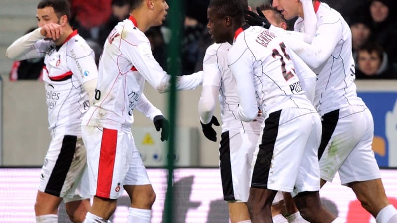 Renato Civelli, félicité après un but