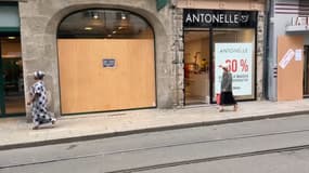 A Saint-Etienne, des commerçants appellent la population à les soutenir après les émeutes