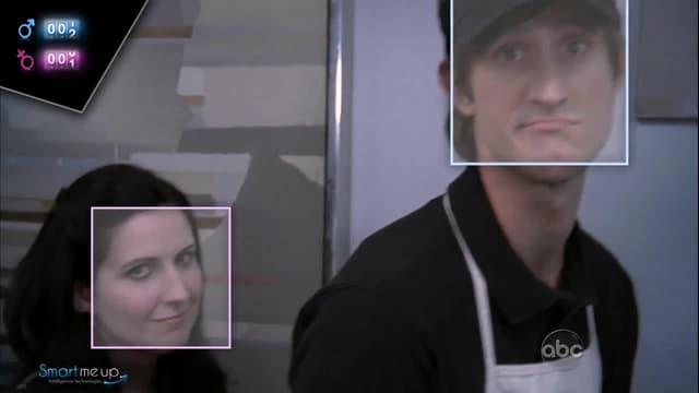 La société a pour client Photomaton, qui l'utilise dans ses cabines automates pour certifier que les photos d'identité sont conformes aux normes de l'administration.