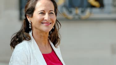 Ségolène Royal a assuré qu'il n'y aura pas d'exploitation du gaz de schiste en France tant qu'elle sera ministre.