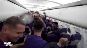 Zénith : Les joueurs apprennent leur titre de champion... dans l'avion