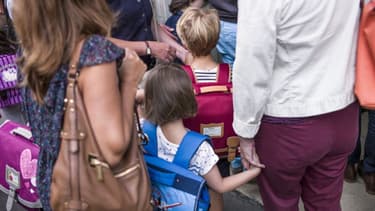 L'allocation sera versée à 2,8 millions de familles.