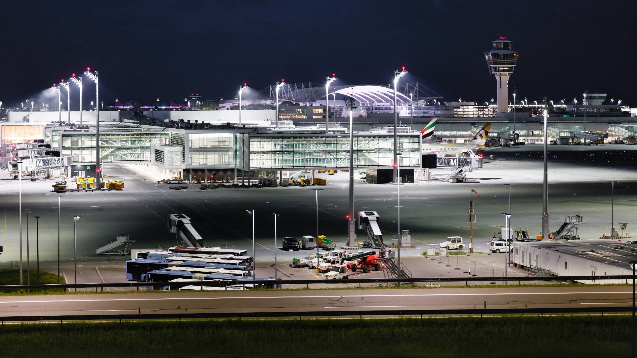Le trafic aérien interrompu dimanche soir à l'aéroport de Munich à cause d'une odeur de fumée dans la tour de contrôle