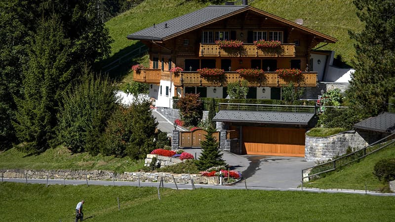 Johnny Hallyday vend son chalet suisse de Gstaad.