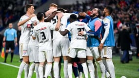 La joie des Lyonnais lors de leur victoire face à Valenciennes (3-0) en demi-finale de la Coupe de France, le 2 avril 2024