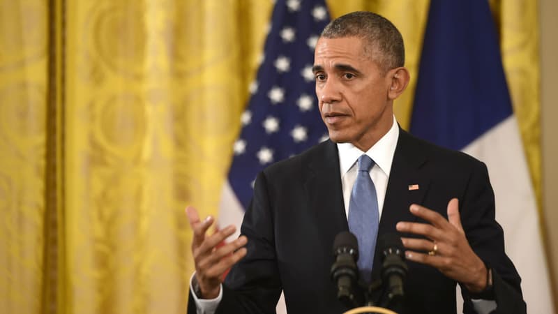 Barack Obama a dénoncé la facilité de se procurer des armes après une nouvelle fusillade vendredi.