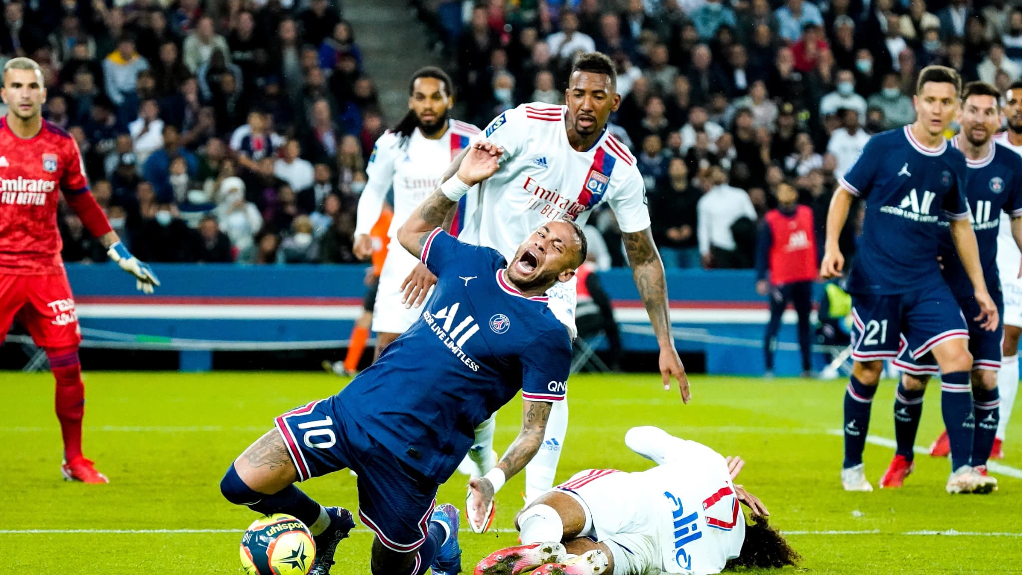 Neymar et Gusto