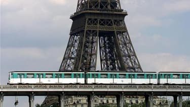 Six syndicats -la CGT, l'Unsa, la CFDT, les indépendants, la CFE-CGC et la CFTC- appellent à la grève à la RATP le 23 septembre, nouvelle journée de mobilisation contre le projet de réforme des retraites du gouvernement. /Photo d'archives/REUTERS