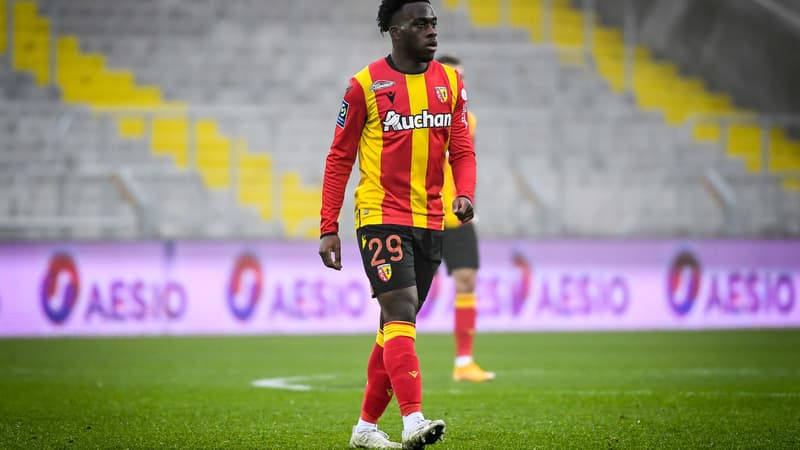 Lens