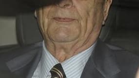 Par la voix de son avocat Jean Veil, Jacques Chirac a nié vendredi avoir commis une faute et s'est présenté en homme de principes, au dernier de son procès pour détournement de fonds publics, dont il est absent physiquement pour raisons médicales. /Photo