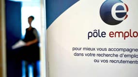 Pôle emploi doit "amplifier" sa lutte contre la fraude selon la Cour des comptes.