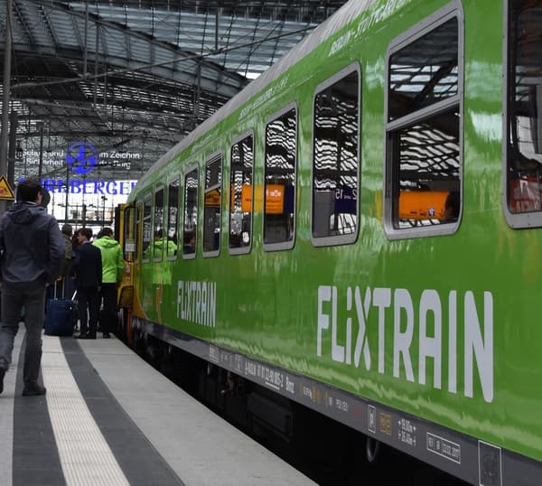 flixtrain 2 flixtrain 2