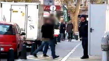 Andy (g.) à son arrivée au tribunal, ce jeudi.