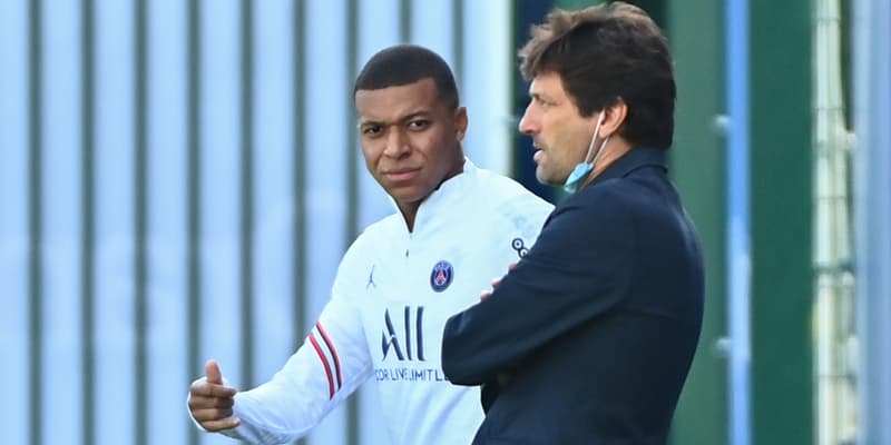 Kylian Mbappé et Leonardo au PSG en août 2021