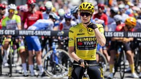 Jonas Vingegaard au départ de la 15e étape du Tour de France, 16 juillet 2023