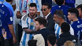 Lionel MESSI et Salt BAE après la finale France-Argentine le 18/12/2022