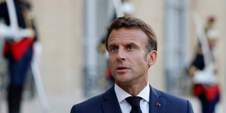 Le président Emmanuel Macron à l'Elysée, le 12 septembre 2022 à Paris