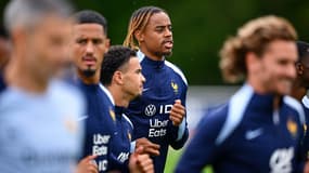 Bradley BARCOLA avec les Bleus le 02/09/2024