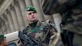 L'adolescent arrêté ce lundi 19 septembre reconnaît être l'auteur de la fausse alerte attentat déclenchée à Paris.