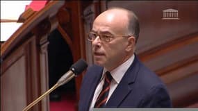 Cazeneuve fier des policiers du Raid et de la BRI, "des grands"