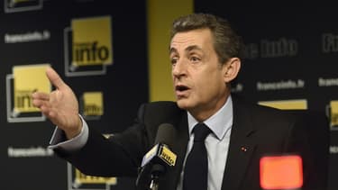 Nicolas Sarkozy a qualifié le régime de l'auto-entrepreneur de "caillou dans sa chaussure".