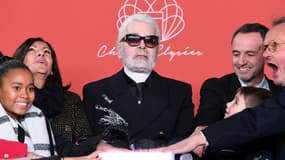 Karl Lagerfeld a lancé les festivités sur les Champs-Élysées 