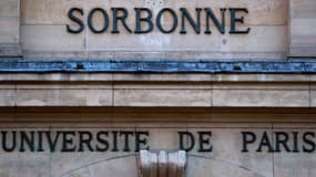 La Sorbonne à Paris (ILLUSTRATION)
